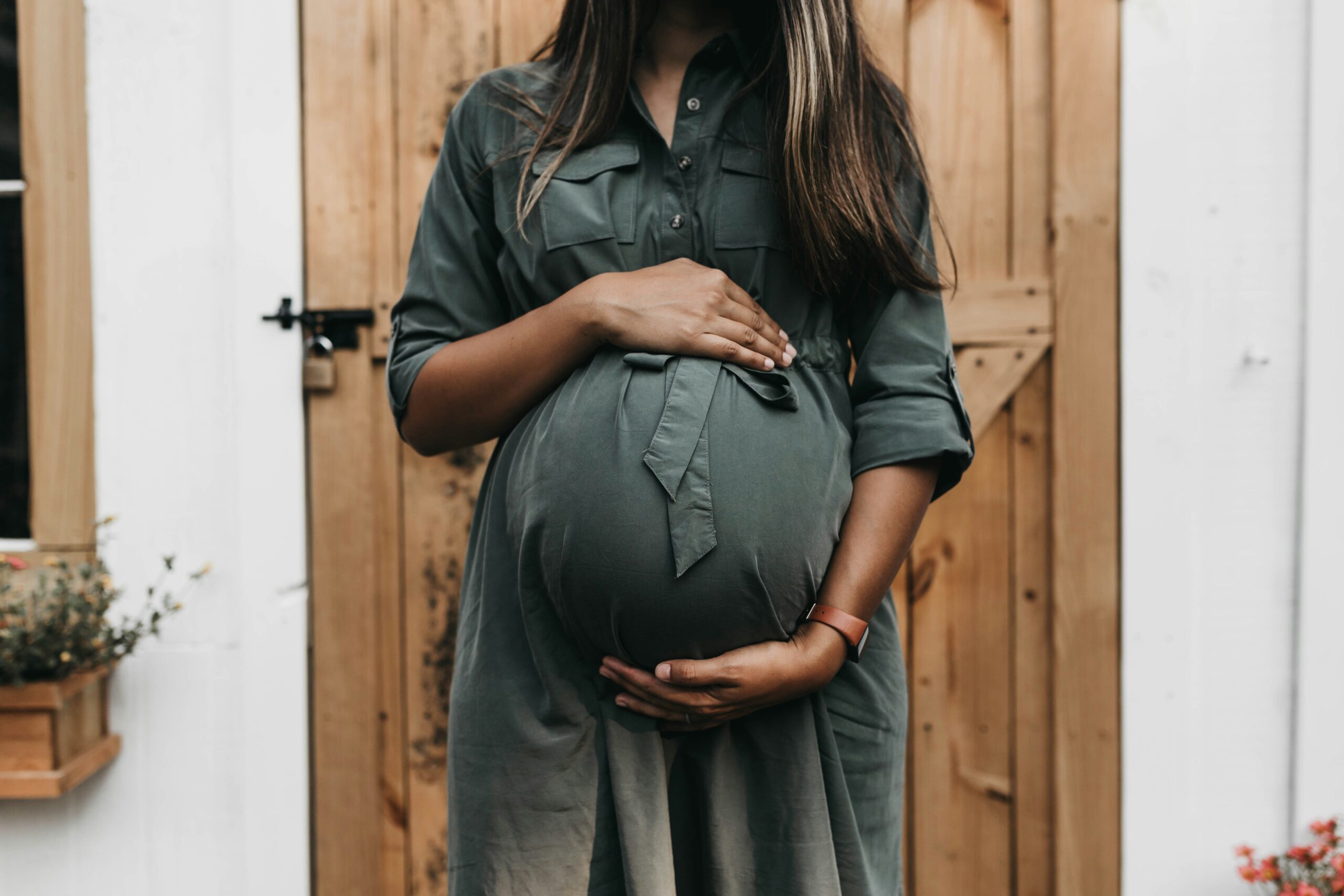 Fertility Issues in Females: Symptoms, Causes, and Solutions